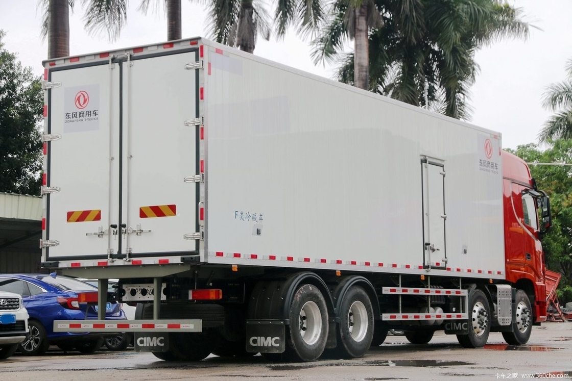 ドンフェン DFH5310 ディーゼル 14 ギア 465 hp ハーフ ライン 高 屋根 8X4 9.4m AMT オートマティック 冷蔵 トラック