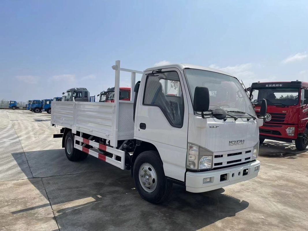 貨物トラック 4x2 ISUZU シングルキャビン ユーロ4 エミション 100P 軽トラック 3.5 トン ダブルバックタイヤ