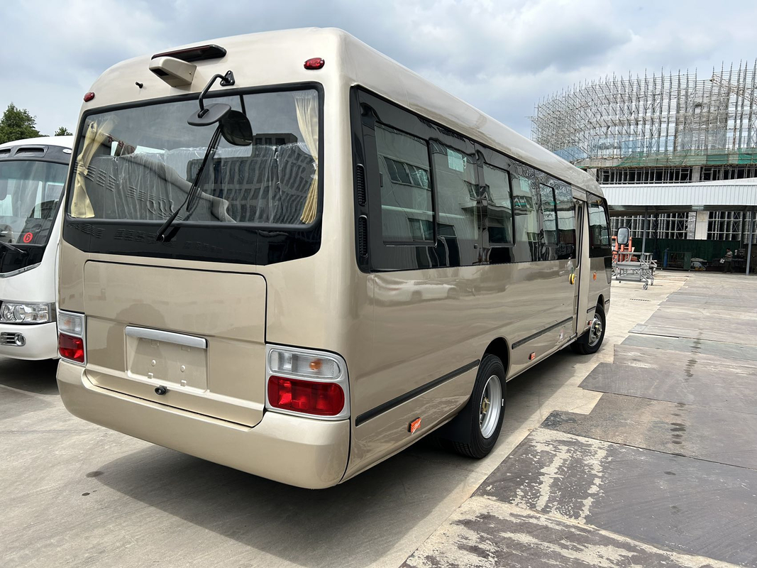 中国ミニバス 30席 カーミンズ エンジン ディーゼル A/C 新型LHDユーロ2 エミション ガーナでの使用