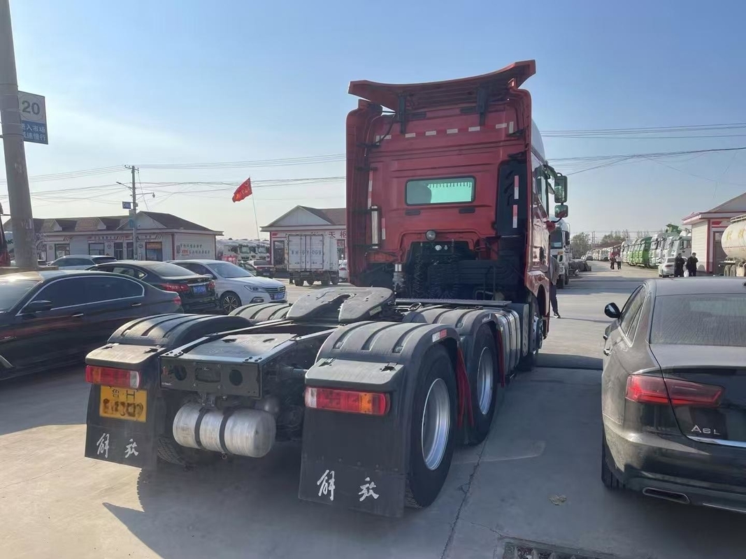 ABS付きの中古ヘッドトラック Jiefang トラクターヘッド JH6 2021年 6*4 ドライブモード AT Weichai550hp