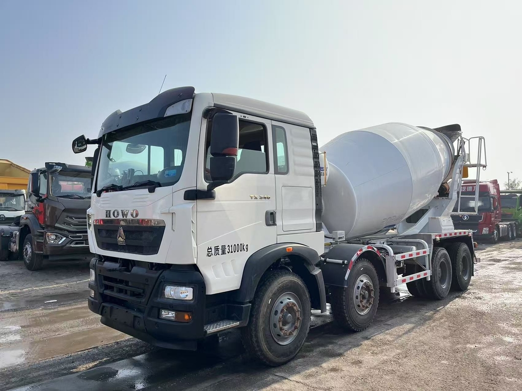 混凝土混凝土トラック建設 2022年 ホウ TX シャーシ 12cbm タンカー容量 8*4 ウェイチャイ 340hp