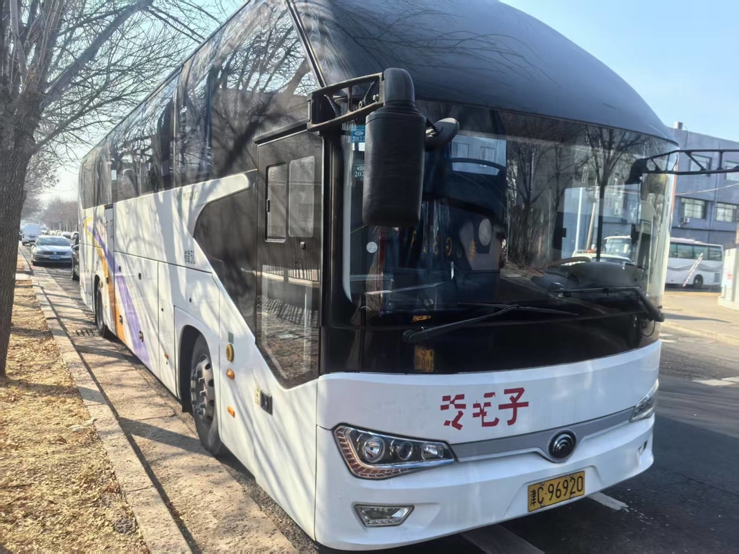 ユートンバス 50席 ルックス 2021年 ユートンZK6128 エアバッグ 懸垂 ウェイチャイ エンジン 336hp ツアーバス