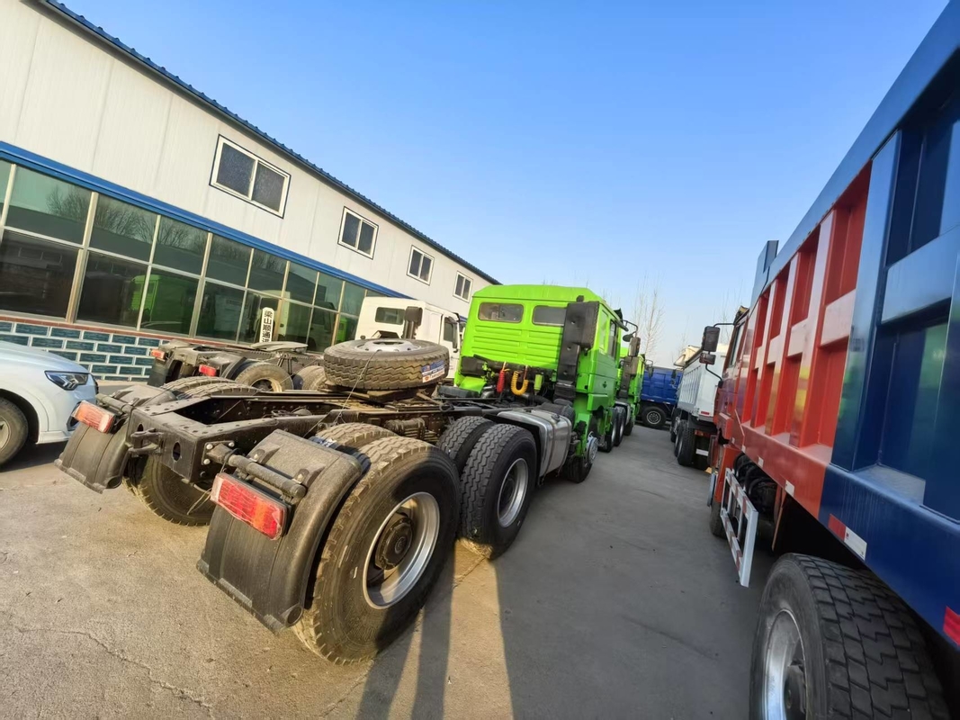 中古 トラクターヘッド トレーラー トラック Shacman F3000 パワフル トラック 380hp 6*4 ドライブモード 10 タイヤ 走行不良道路