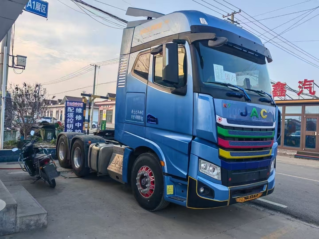 中古 リニューアル トラクターヘッド 2023年 JAC 10輪用 半トラック カミンズ エンジン 560hp エアバッグ
