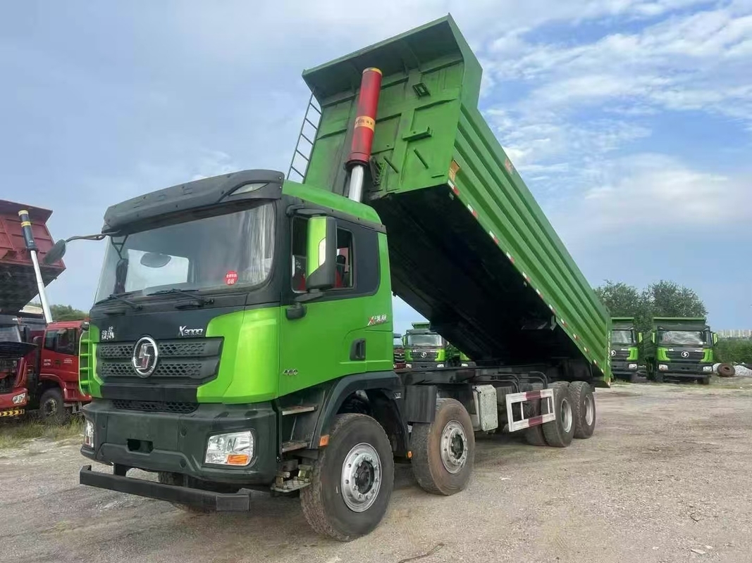 Shacman 中古 ティッパー トラック X3000 ウェイチャイ 460hp 建設材料輸送 2021年 ハンドアクセル