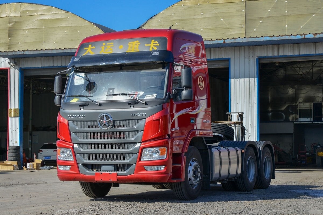 中古 トラクター トラック Dayun N8E 6*4 ドライブモード 430hp 重荷 長距離牽引 道路補助
