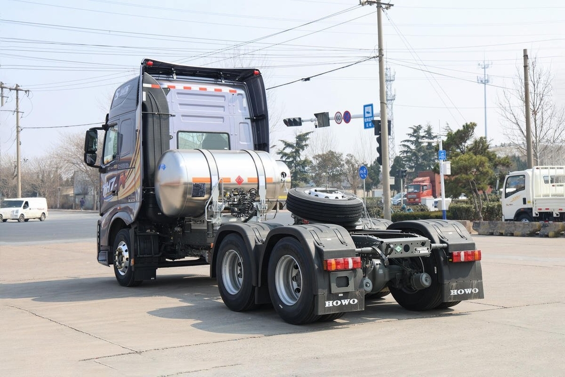 中古トラクタートラックホース販売用 Sinotruk Howo Th7-N 6*4 駆動方式 480hp ガス燃料タイプ ヘッド