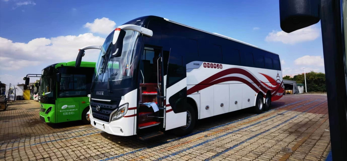 中古 ツアー バス 販売 高級 ダウル アクセル カミンズ エンジン360hp 55席 Rhd