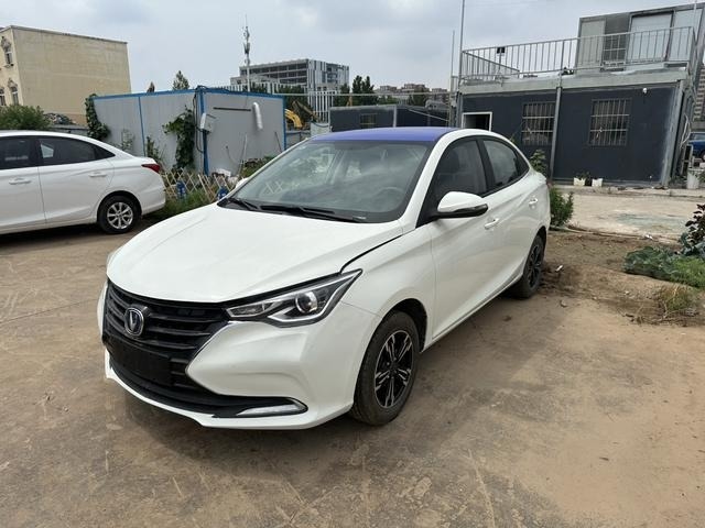 安価 中古 チャンガン アルスヴィン 2019年 自動小型 家庭用 汽油付き セダン 車 輸出