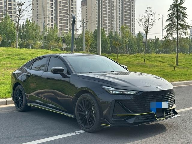 2022年式 1.5t Changan Uni-V 中古車 お手頃価格