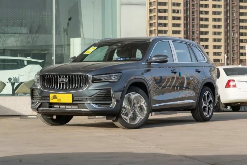 新型Geely SUV 2025年式 2WD ガソリン車 耐久性がありパワフル 理想的な車 カスタマイズされた色