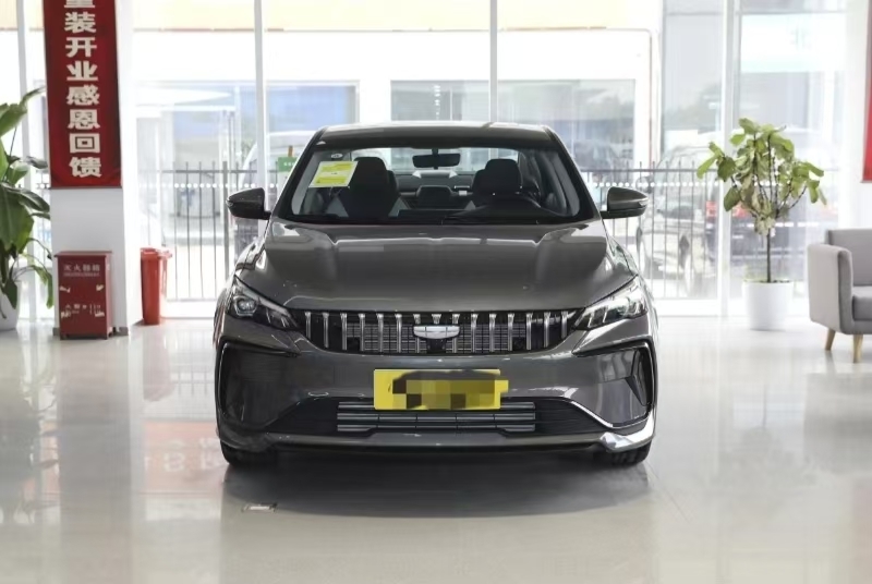 新型吉利2024年式2WDガソリン車 耐久性がありパワフル カスタマイズカラーの理想的な車