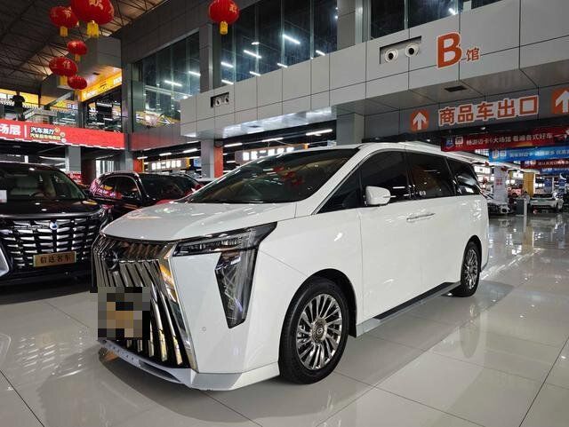 格安な価格 Trumpchi M8 2023 グランドマスターシリーズ 2.0TGDI アルティメット・エディション 販売 2wd 高級家庭用