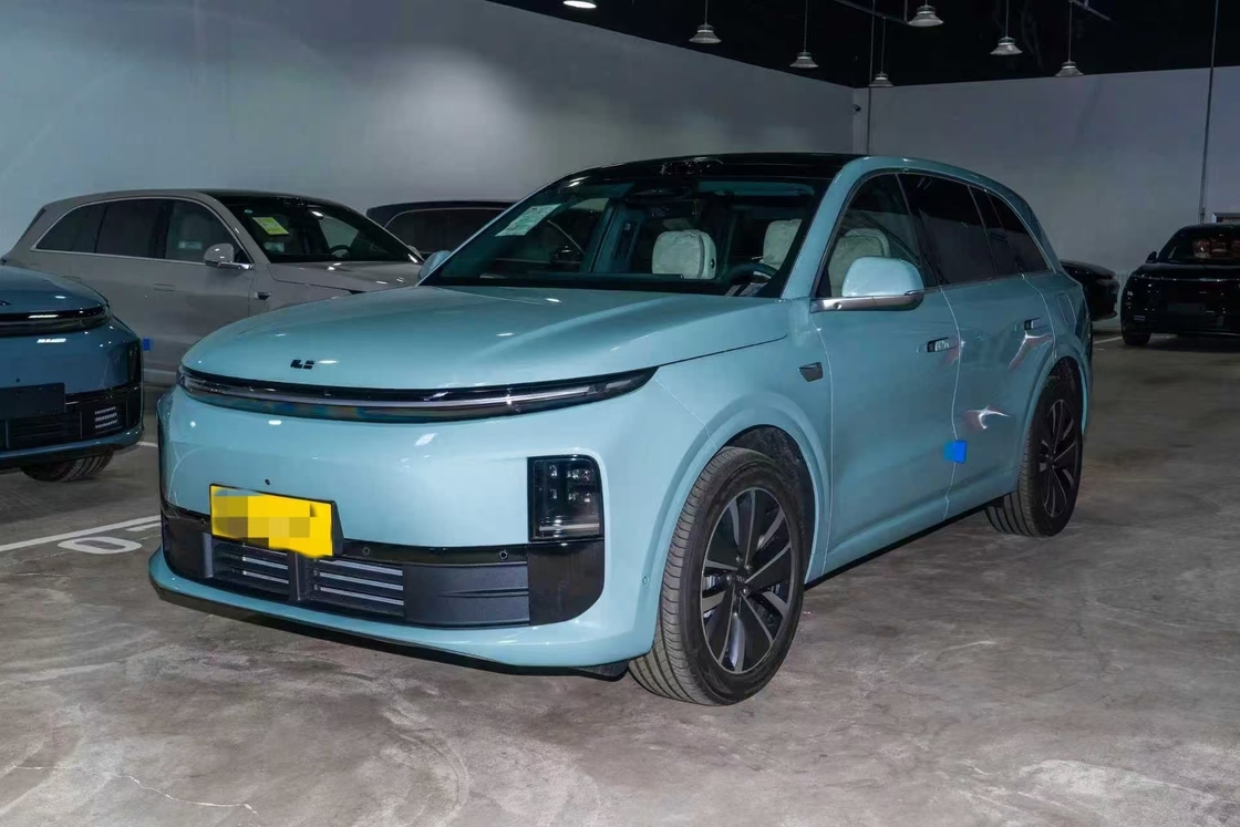 中国 Li6 出口理想 2025年 個人輸送 低走行 電気・ガソリンハイブリッド