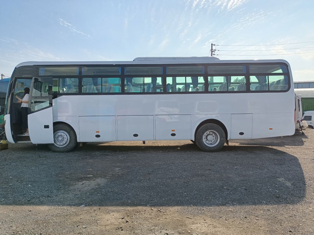 ZK6102D 宇通中古バス 2020年式 57人乗り 2+3配列 片側ドア 右ハンドル仕様 ラグジュアリーバス