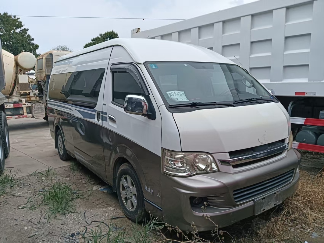 11 Seats Gasoline Used Hiace Bus 2nd Hand Mini Bus 2018 Year Jiu long Hiace Bus