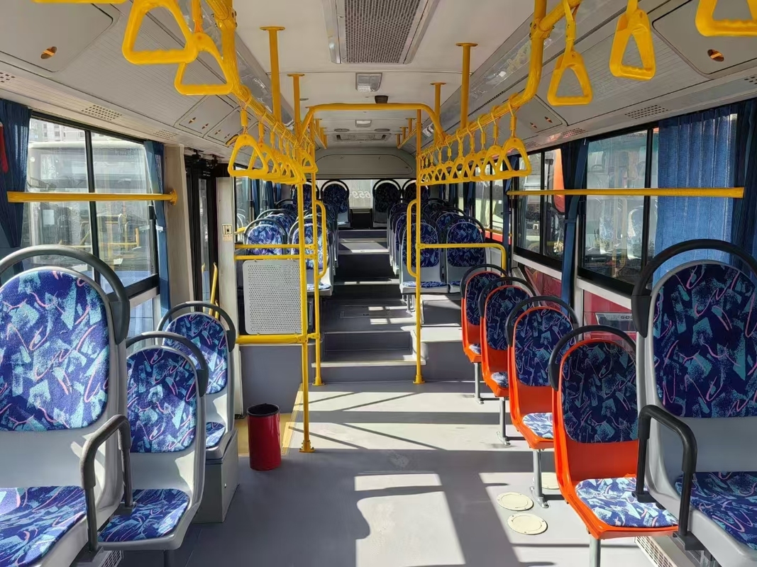 Used Yutong City Bus Diesel 12m Luxury Tour Commuter Airport School Church Bus