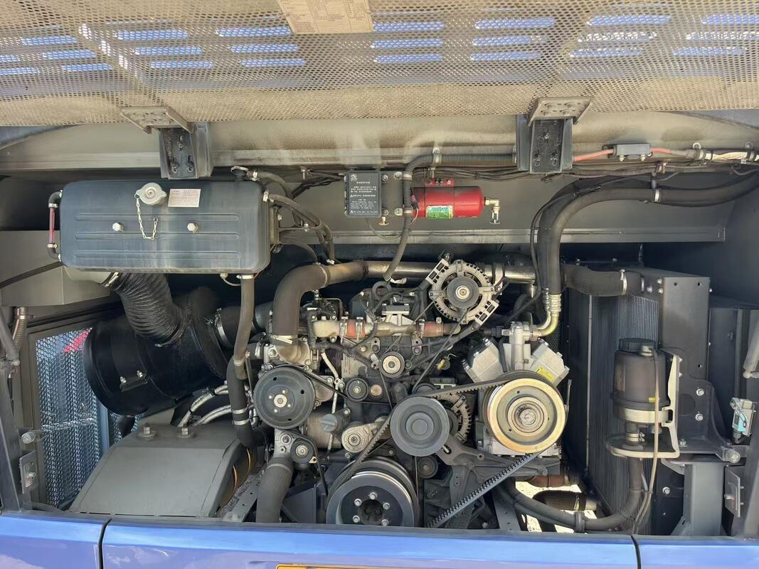 中古 ディーゼル キングロング バス 50人座 豪華 リーフスプリング ウェイチャイ エンジンスクール ツアー インターシティ 通勤バス