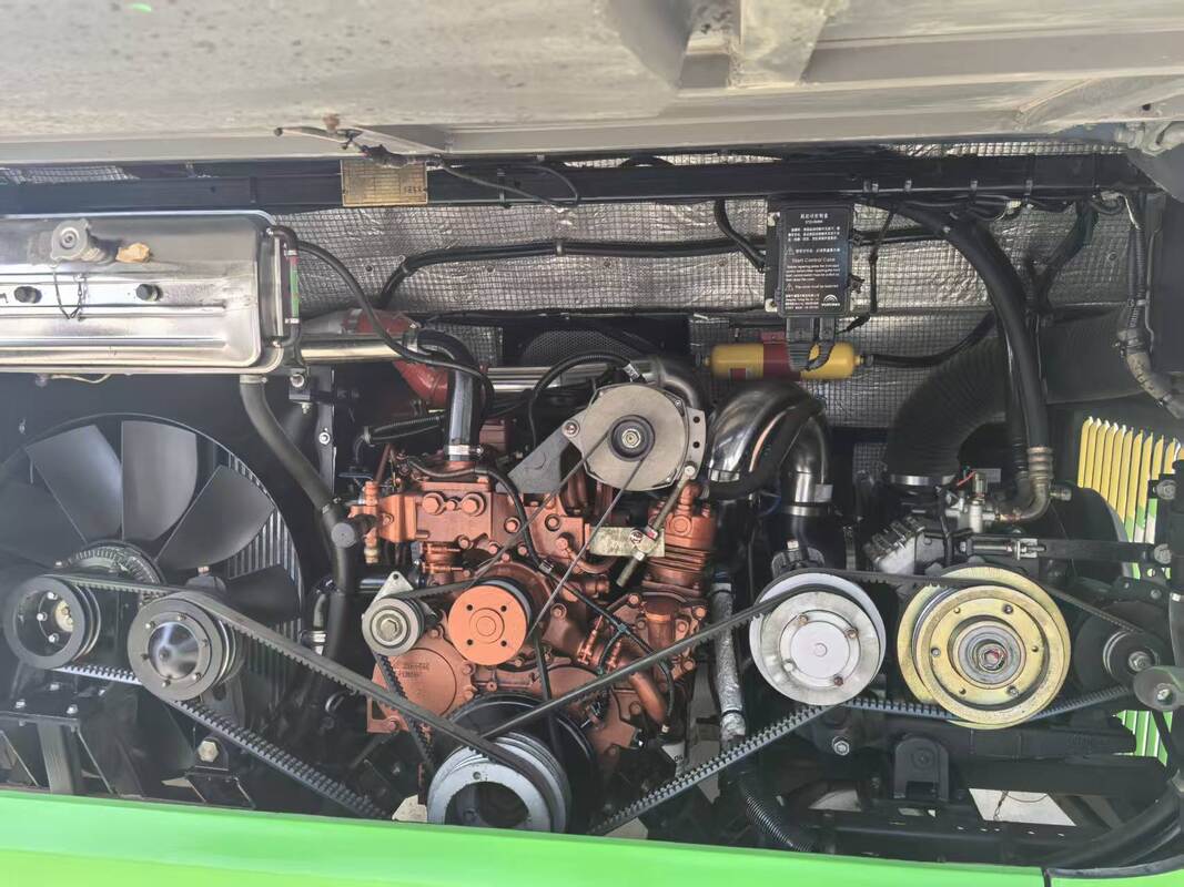 中古ディーゼル/CNG市バス 宇通 LHD 市内バス 中古公共交通バス