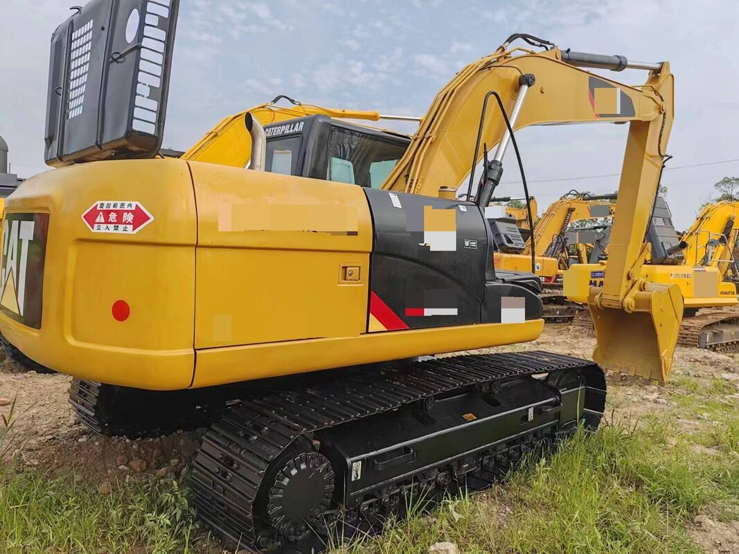 中古 21トン 中国製 クローラー式油圧ショベル 建設用 1m³バケット容量 103kW 定格出力 良好な状態