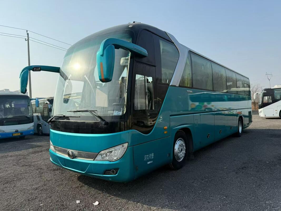 中古コーチバス Yutong Zk6122 Weichai 375hp リーフスプリング 50席 エアコン付きラグジュアリートランスポート