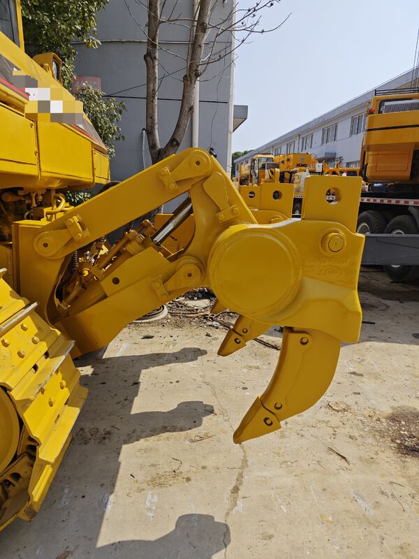 新着品の中国製 鉄筋ブルドーザー バケツ容量 37.77トン 状態良好 定位電源 245 KW 14.6 L 建設用 状態良好