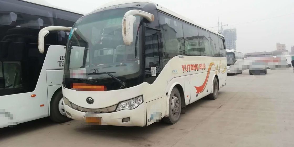 37の座席はディーゼル機関の金庫のエアバッグとのYUTONGバスYutongのブランドを使用しました
