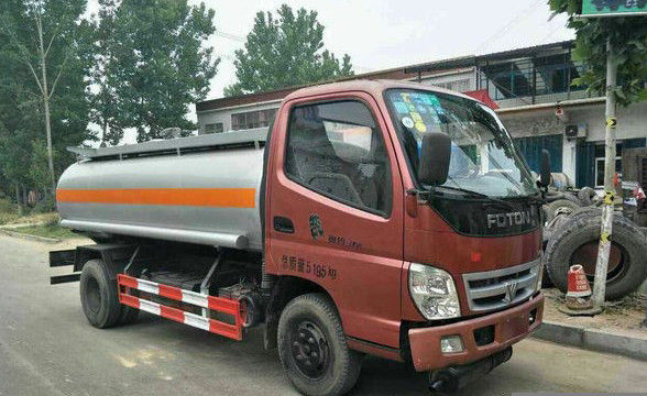 ディーゼルによって使用される給油車5トン-異なったブランドのシャーシとの積載量16トンの