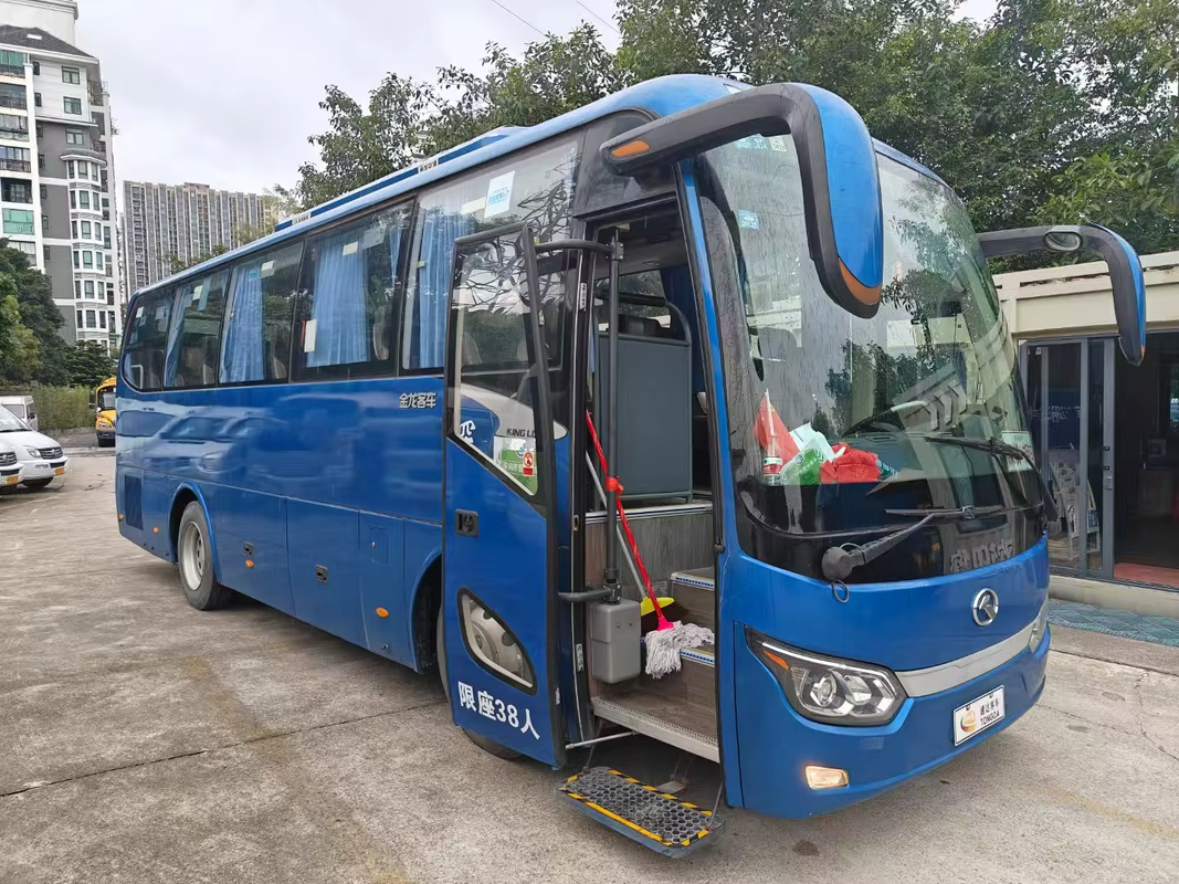 中古 XMQ6898 認定中古 38 人乗りコーチ LHD メンテナンスの行き届いたコスト効率の高いバス