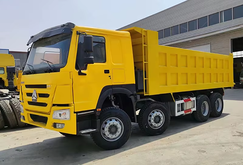 中古 Howo ダンプ トラック 371hp 8x4 左ハンドル ディーゼル WP エンジン AC 12 ホイール ジンバブエ用