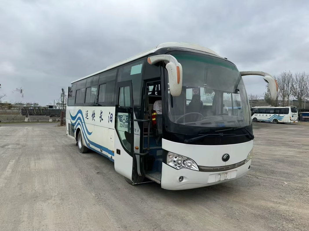 ZK6888 37人乗り 中古宇通シティバス ラグジュアリーコーチ 2+2レイアウト 特注ペイント