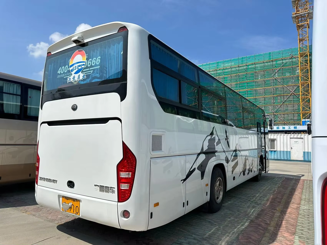 Yutong ZK6110 51席 軽量バス LHD マニュアル ユーロ3 ディーゼル エンジン 販売
