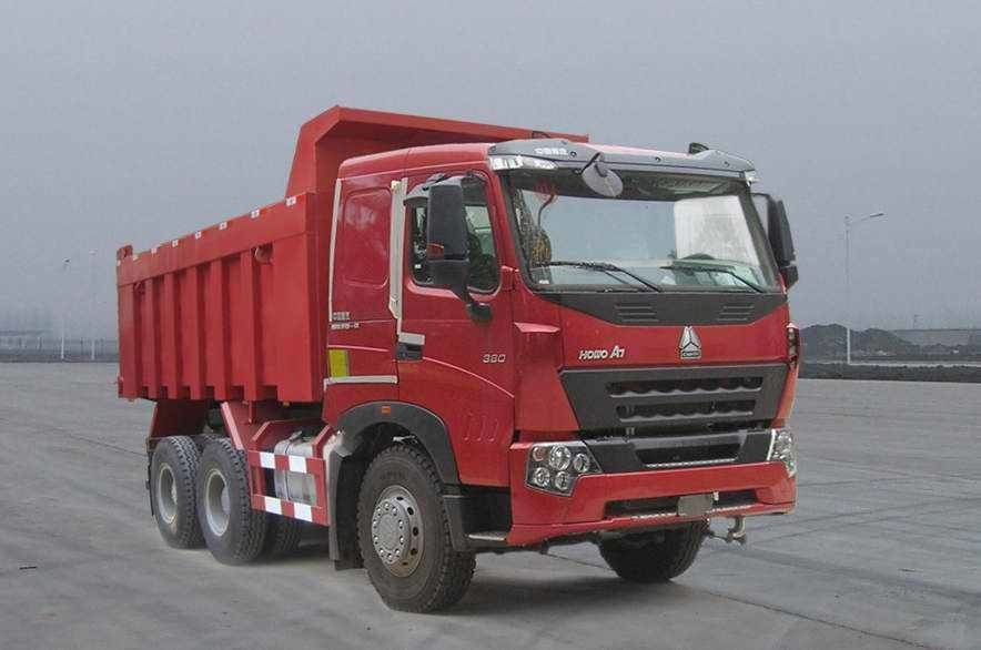 赤い色のDongfeng 6x4の第2手のダンプカー トラックはユーロ3のディーゼル機関を運転します