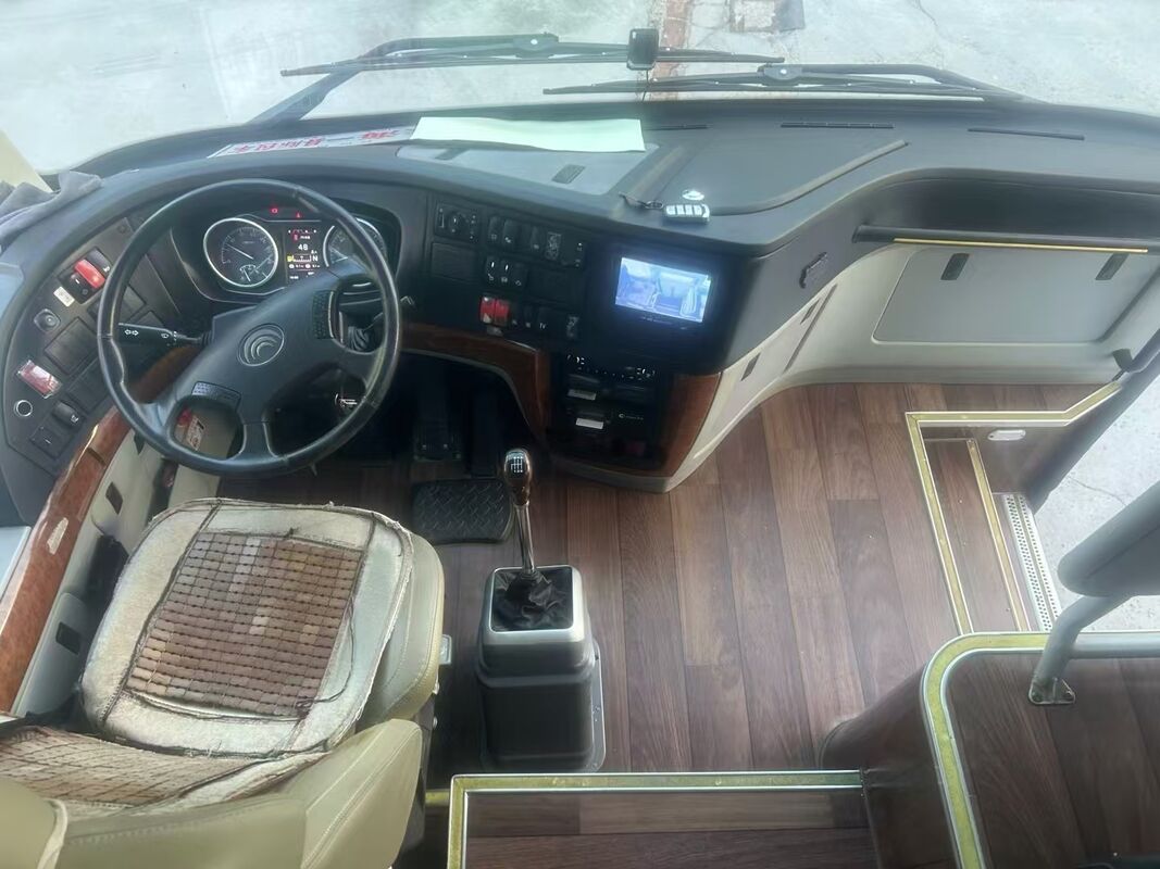 中古yutong 6122 54席コーチバス濰柴ディーゼルエンジン中古ツアー旅客バスアフリカ用