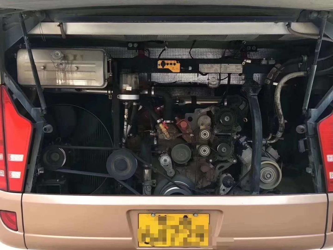 ZK6122 49/55の座席Yutongは2013年- 2016年コースター バス ディーゼル左手の運転者のドアの表面旅行を使用しました