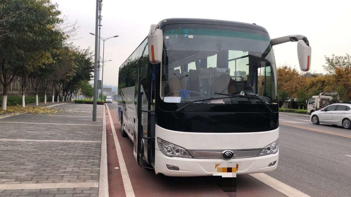 ZK6119H2Y 51の自動ドアと新しい座席によって使用される乗客バス ディーゼル モーター左手ドライブほぼ