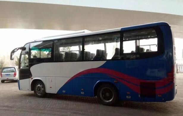 33座席によって使用される観光バスのより高いブランドYCエンジンの客車バス