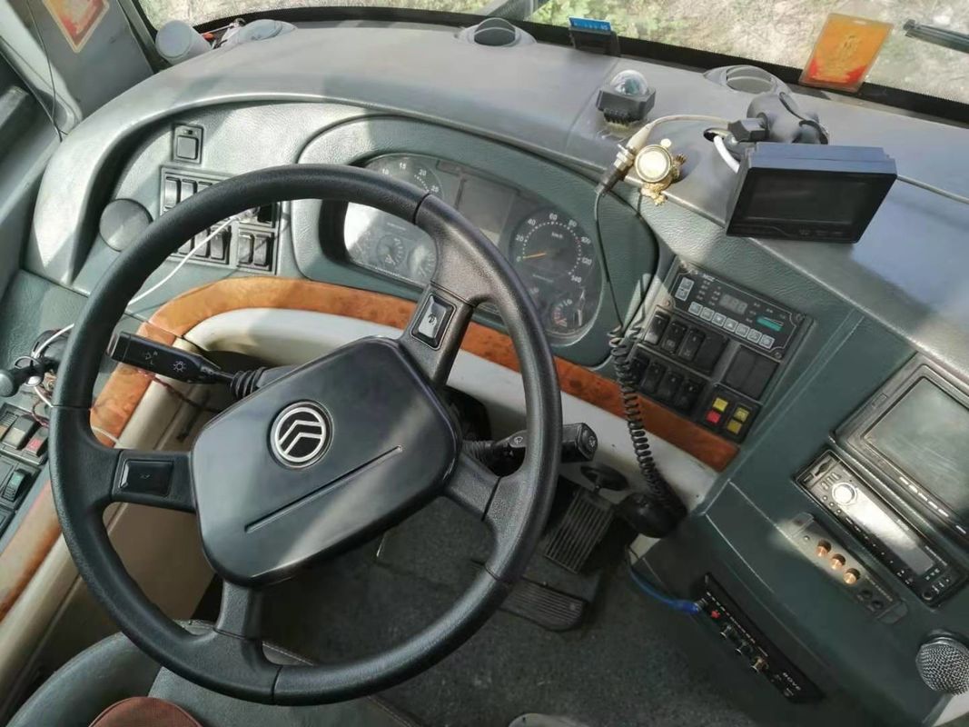 金ドラゴンXML6125は使用されたコーチ バスを2010年55の座席100km/H最高速度模倣します