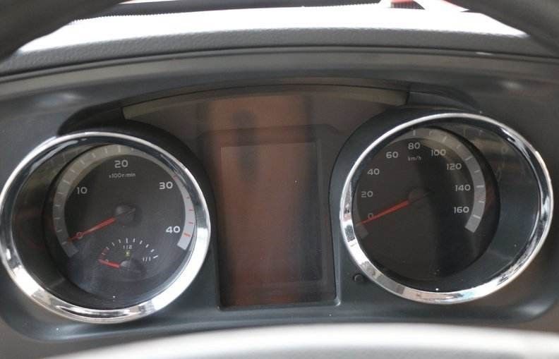90km/H最高速度の使用されたダンプ トラック ライト貨物トラック右の運転モデル