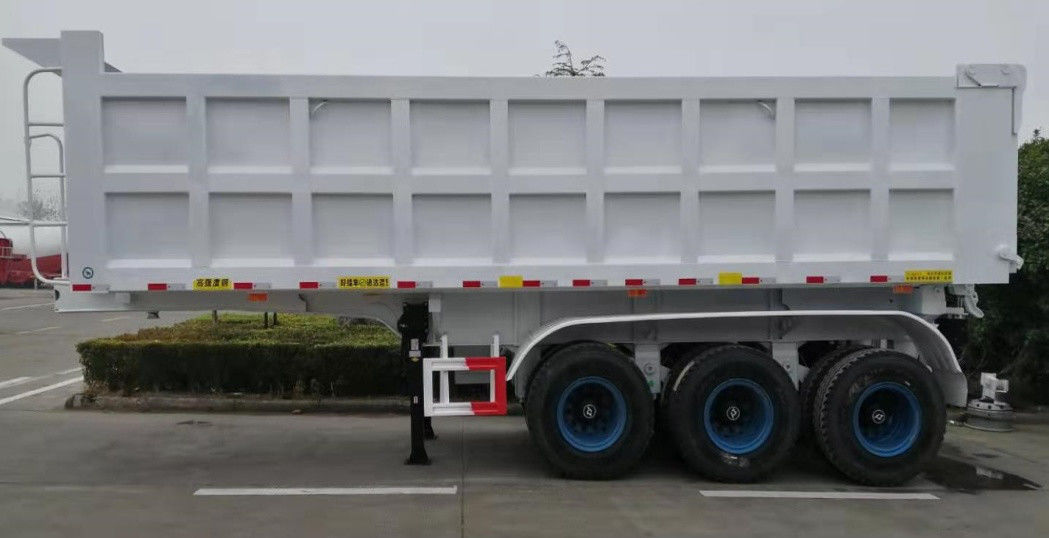 半9.4Mの3本の車軸および28T TFOCの着陸の足を搭載する後部ダンプのトレーラ トラック