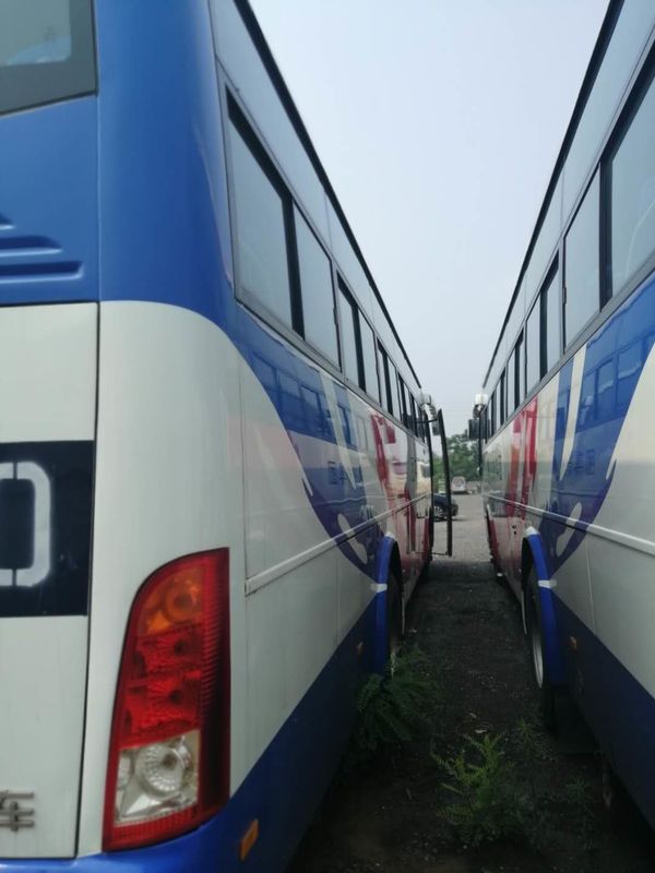 使用されたYutongバスZK-6112D 53座席110km/Hによって使用されるコーチ バス前部エンジン
