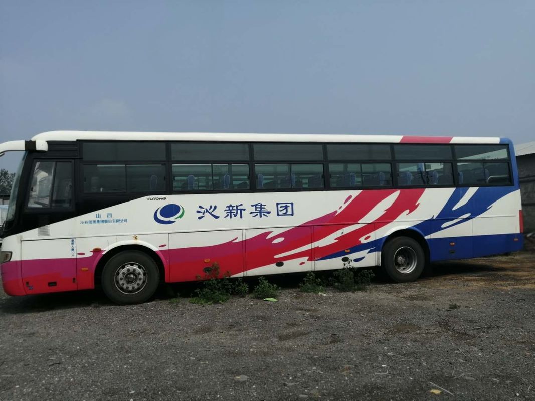 使用されたYutongバスZK-6112D 53座席110km/Hによって使用されるコーチ バス前部エンジン