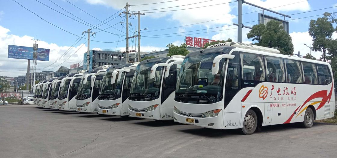 2015年ディーゼル168kw Kinglong XMQ6898はコーチ バス39/45座席贅沢な座席を使用した