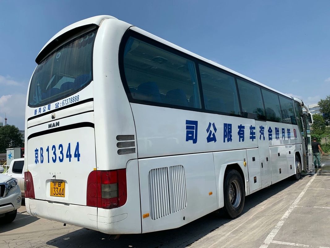 販売のためのYutong使用されたバスはZK6122両開きドア51Seatsの鋼鉄シャーシのユーロIIIのよい状態を模倣する