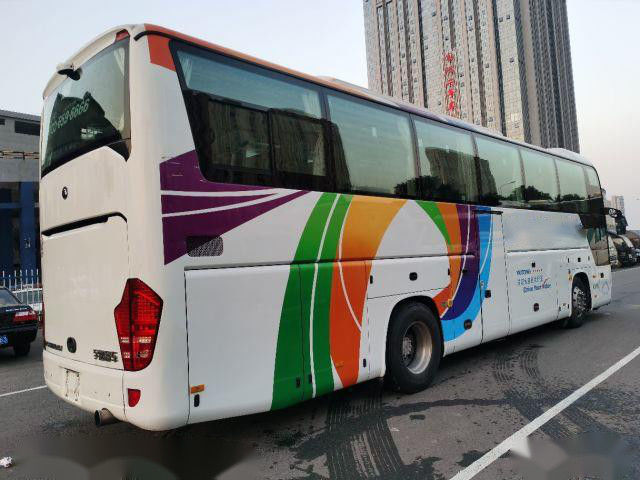 乗客Zk6118 336kw 49座席によって使用されるYutongのバス2017年のエアバッグのシャーシWeichai 336kw