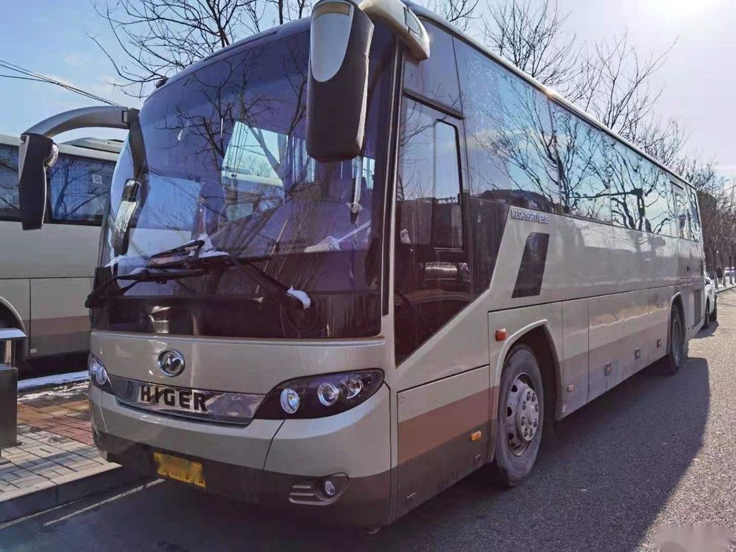 LHDの後部エンジンのより高いブランド モデルKLQ6115乗客バス鋼鉄シャーシによって使用されるコーチ バス53座席