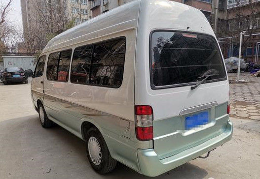2013の年6の座席ガソリンJINBEI Hiace 2.0は小型バスを事故使用しなかった