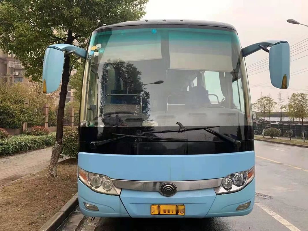 使用されたコーチはブランドZK6117 65がYuchai後部エンジン120km/Hの単一のドアによって使用される乗客を着席させるバスYutongの左のステアリングをバスで運ぶ