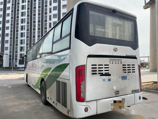 使用されたコーチ バスKinglong XMQ6112 51の座席エアバッグのシャーシの左手ドライブ低いキロメートルの裸のパッキング