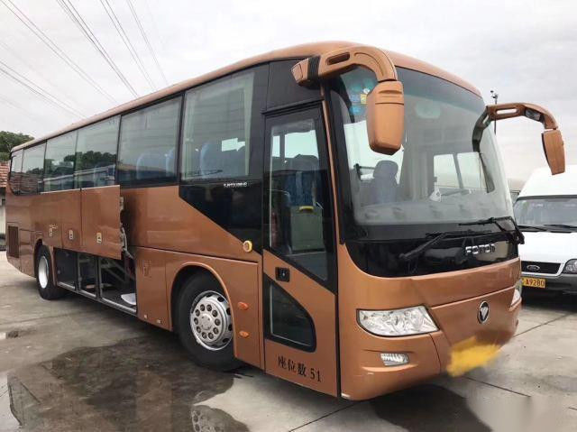 BJ6113はコーチ バスFOTONブランド51の座席単一のドアの低いキロメートルのユーロIVの左手ドライブを使用した
